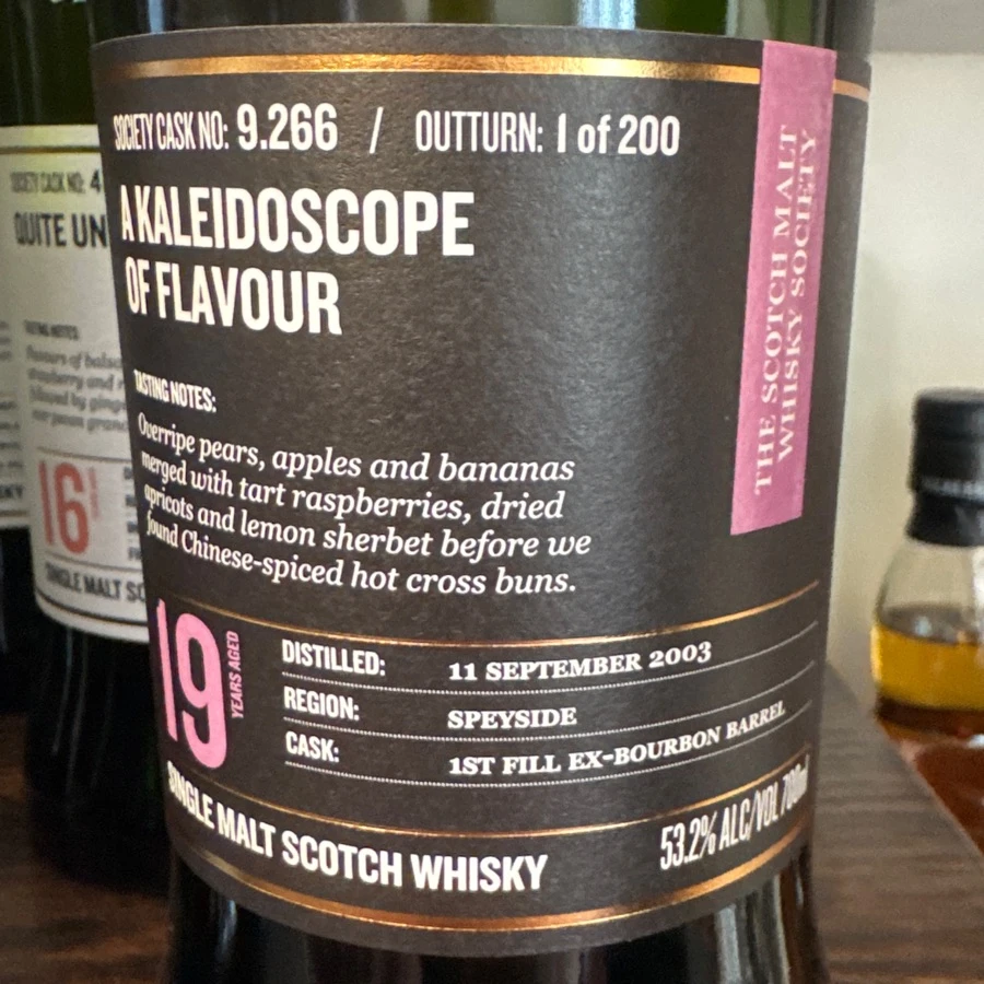 SMWS 9.266 A Kaleidoscopic of Flavour (Glen Grant)