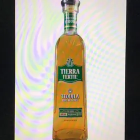 Tierra Fertil Añejo