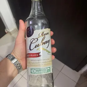 Ron Cubay Carta Blanca