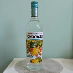 Takamaka Rum Pineapple