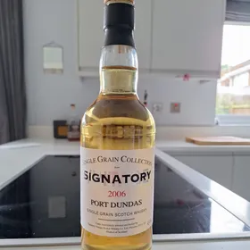 Signatory Vintage 2006 Port Dundas Single Grain 15YO