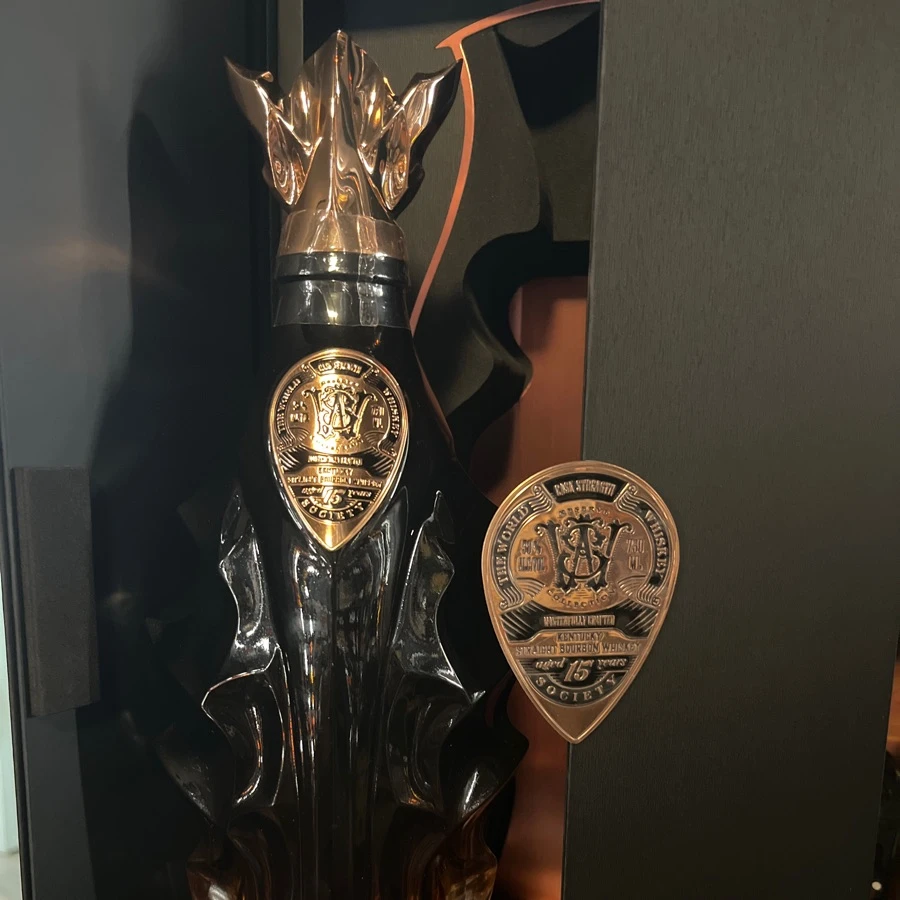 World Whiskey Society, 15 year straight bourbon whiskey