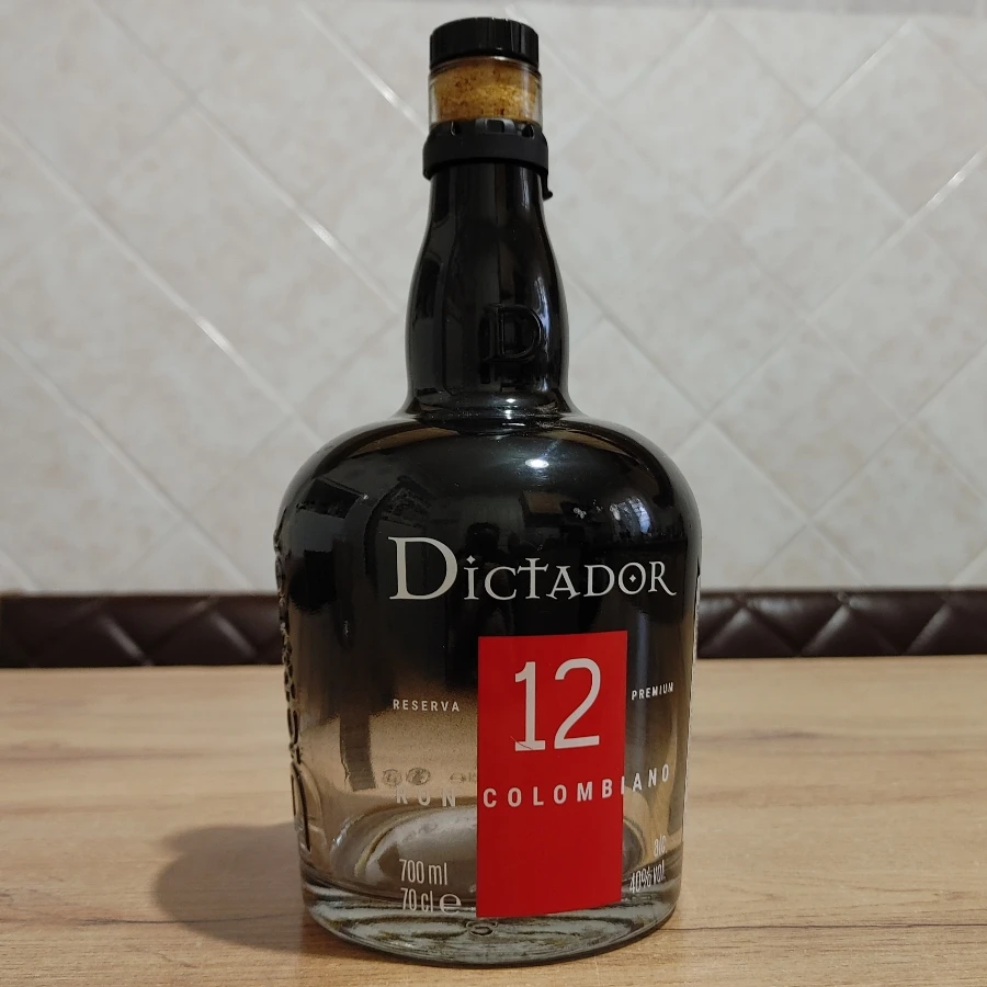 Dictador RON COLOMBIANO 12