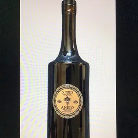 3 Tres Añejo