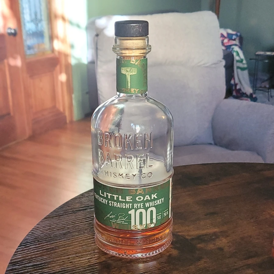 Broken Barrel Little Oak Rye