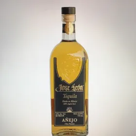 Jose León Añejo