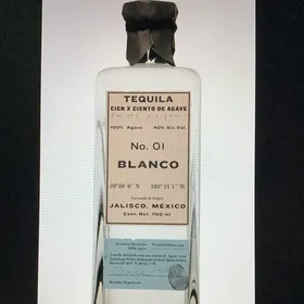 Delaluz No. 01 Blanco