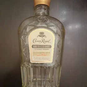 Crown Royal Hand Selected Barrel OHLQ (Cinnamon Toast Crunch)