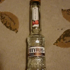 Zwack Fütyülős Mézes Malna