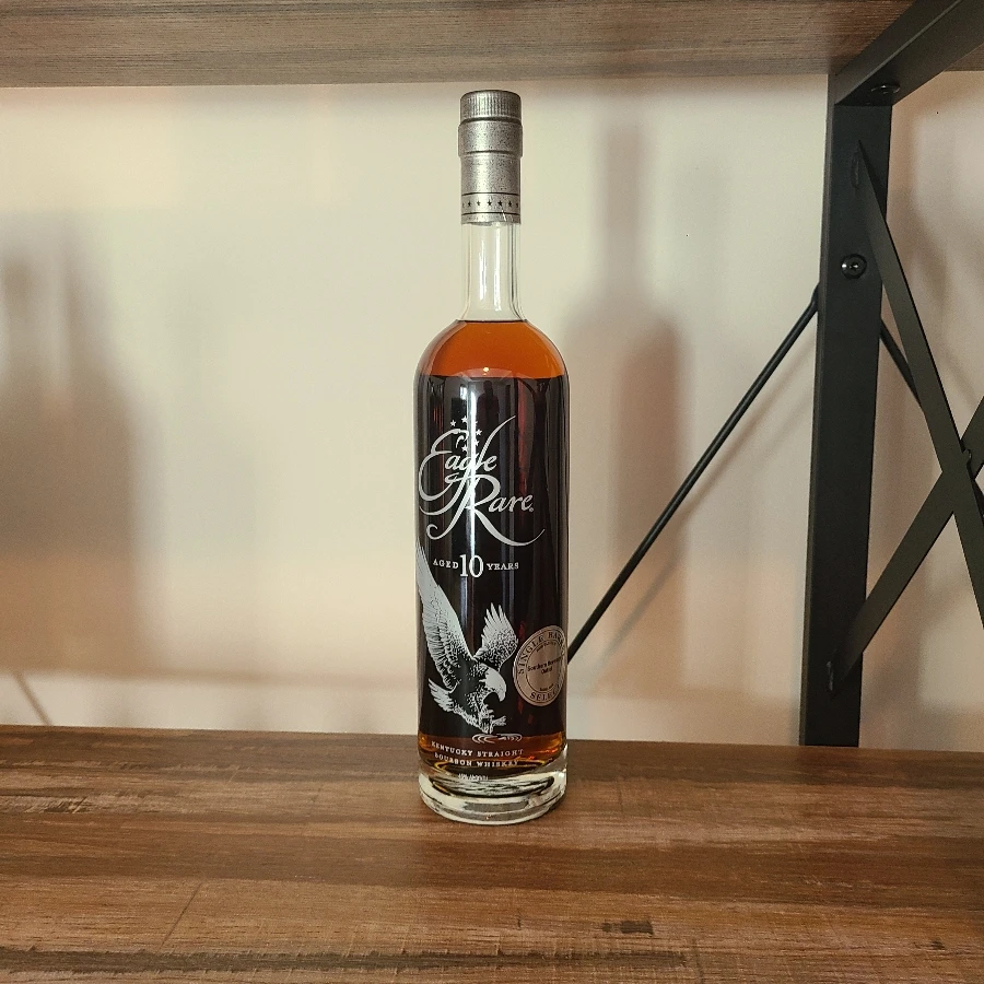 Eagle Rare 10 Year Single Barrel (Southern Beverage Outlet)