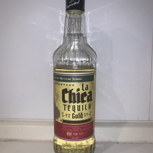 La Chica Tequila Gold