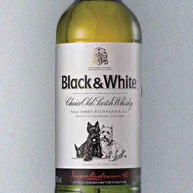 Black & White Blended Scotch