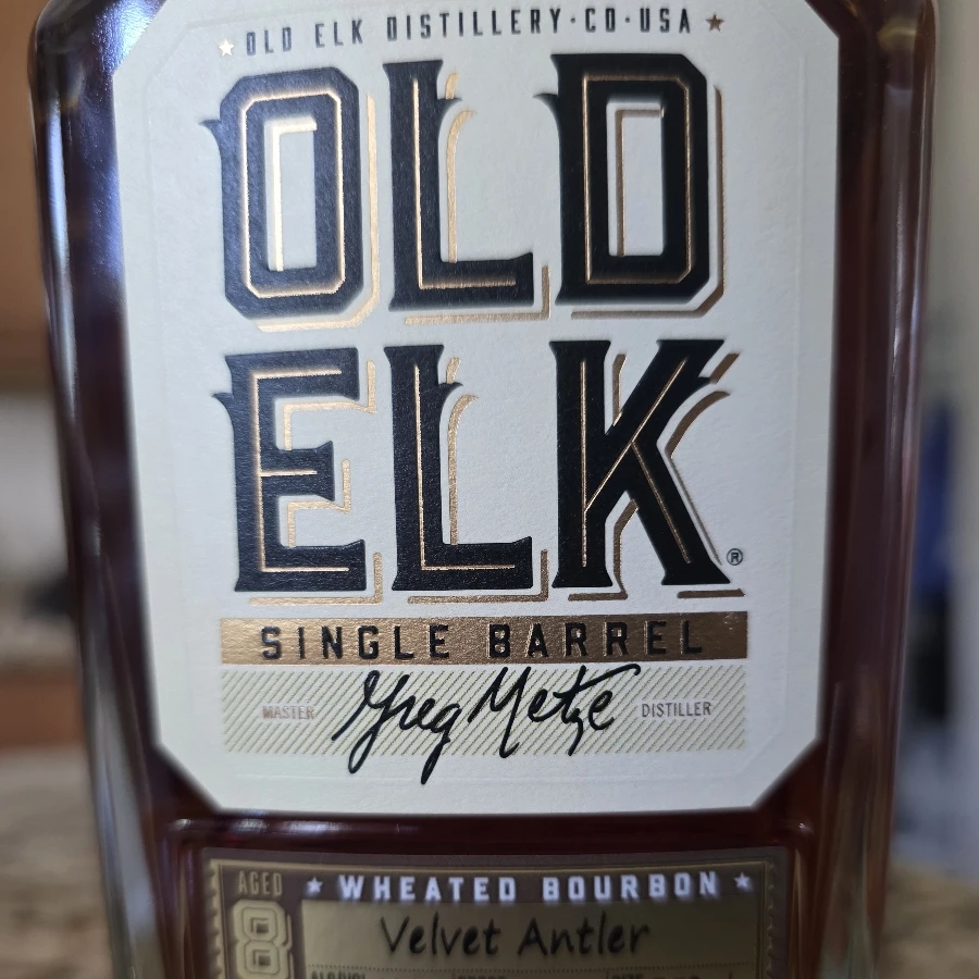 Old Elk Single Barrel 8 yr. Velvet Antler Marianos