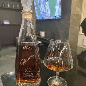 Kvint XO Divin aged 40 years