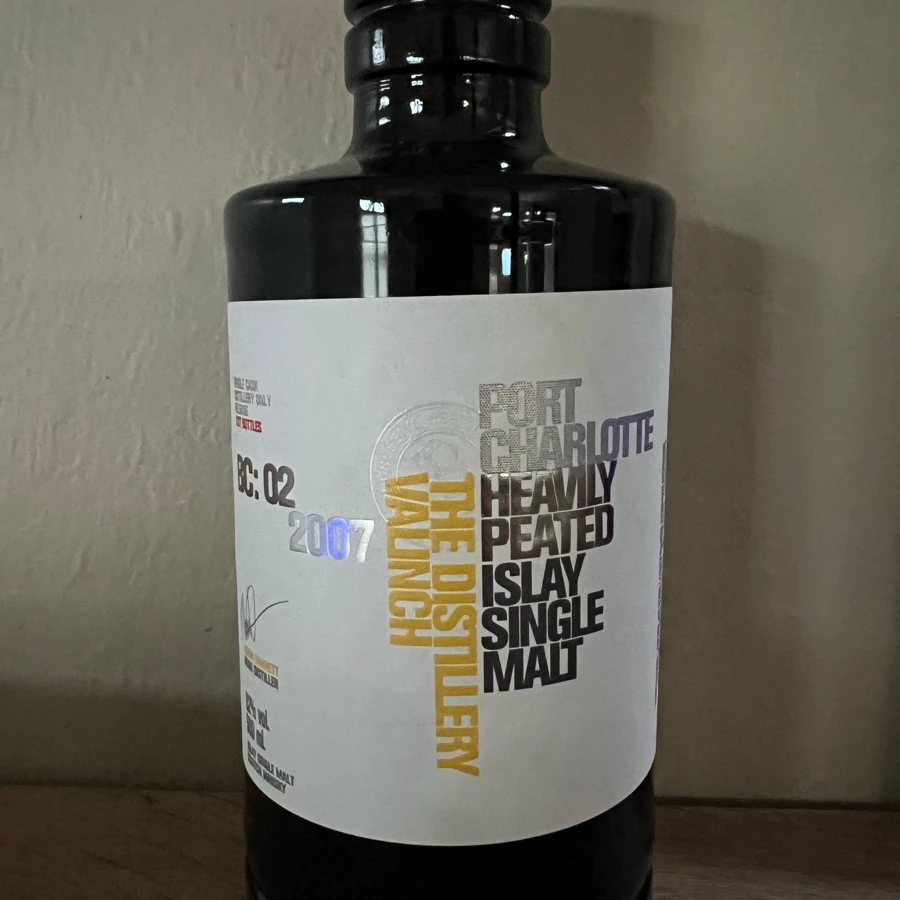 Port Charlotte Heavily Peated Islay Single Malt The Valinch Distillery BC:02 2007