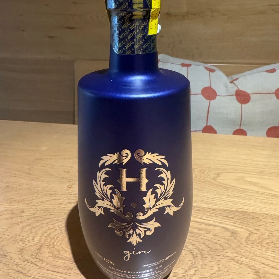 Minuman Beralkohol Gin