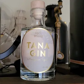 Tana Gin