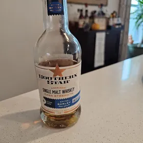 Southern Star Single Malt Whiskey  Cask Strenghth