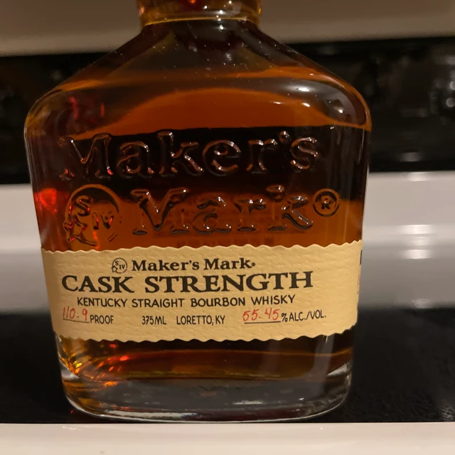 Maker's Mark Cask Strength Batch 17-01 (110.9 Proof)