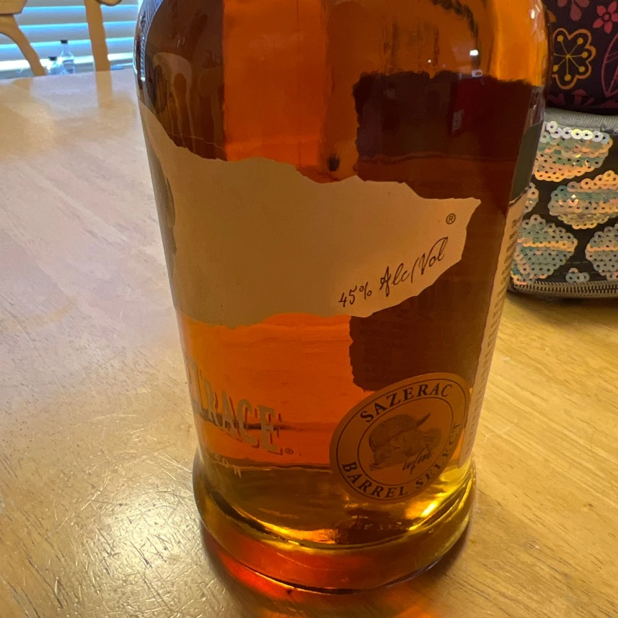 Buffalo Trace Kentucky Straight Bourbon Whiskey (Sazerac Barrel Select)