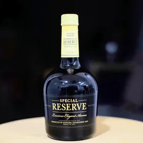 Suntory whisky special reserve