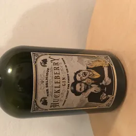 Huckleberry Gin