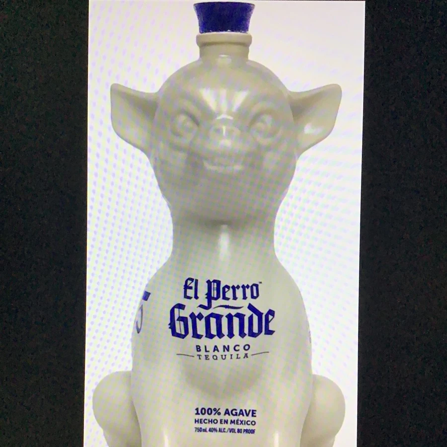 El Perro Grande Blanco