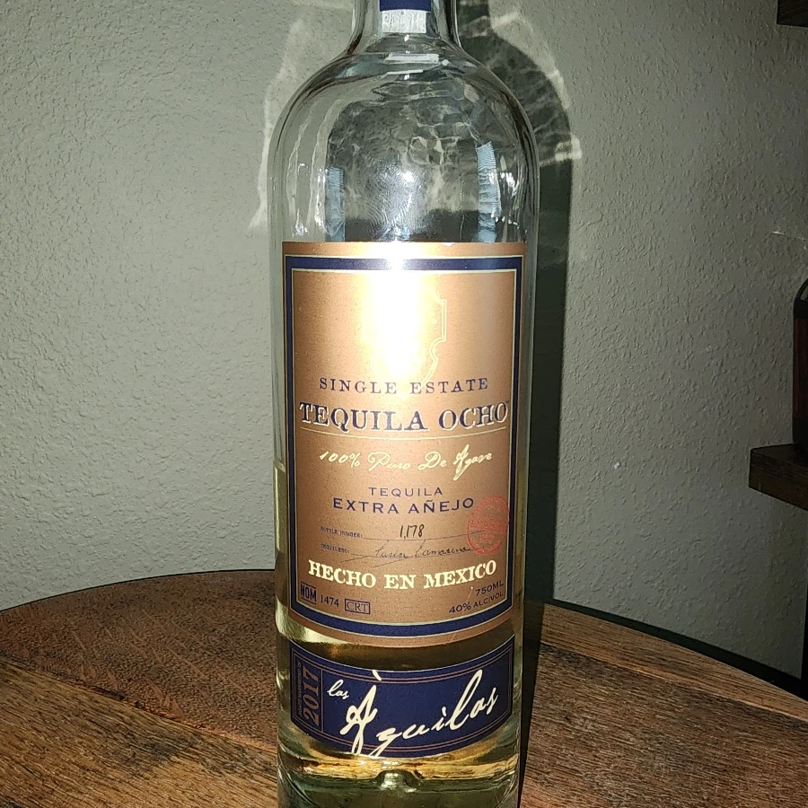 Tequila Ocho Extra Añejo Las Aguilas 2017