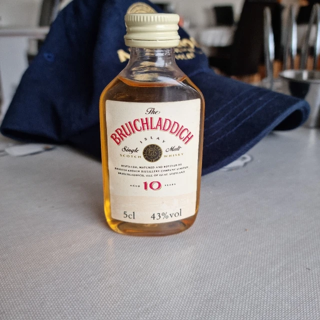 Bruichladdich 10yo, 1980s -1990s Bottling