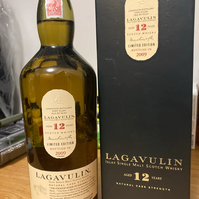 Lagavulin 12 year cask strength (2009)