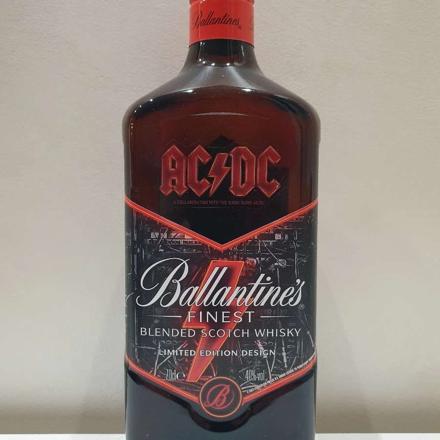 Ballantine's Finest: AC/DC Limited Edition