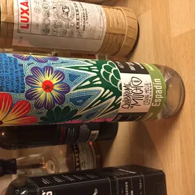 Quiereme much young mezcal espadin