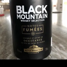 Black Mountain Notes Fumees