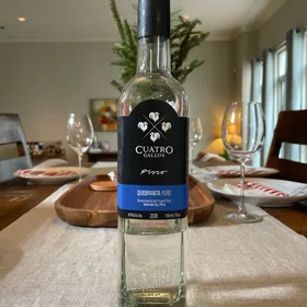 Cuatro Gallos Pisco Quebranta Puro