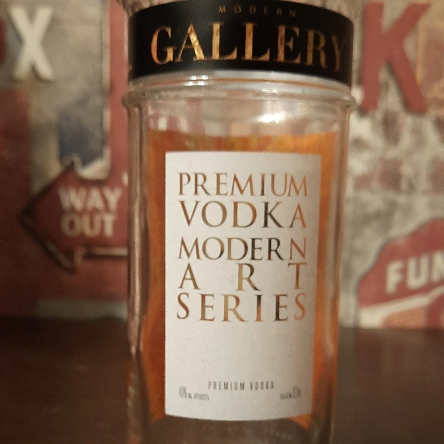 Modern gallery