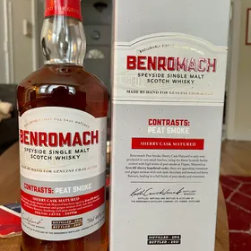 Benromach contrasts: peat smoke Sherry cask matured 2021