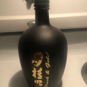 Gekkeikan Black and Gold