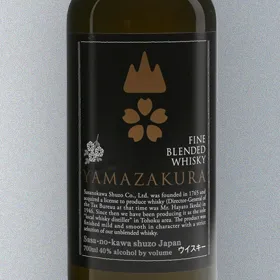 Yamazakura Fine Blended Whisky Black Label