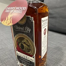 DETROIT CITY Toasted Cherry Wood Harper Liquor
