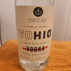 Novle Cut Distillery VOHIO Vodka