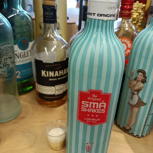 The original SMA Shakes Liqueur - Creamy Strawberry