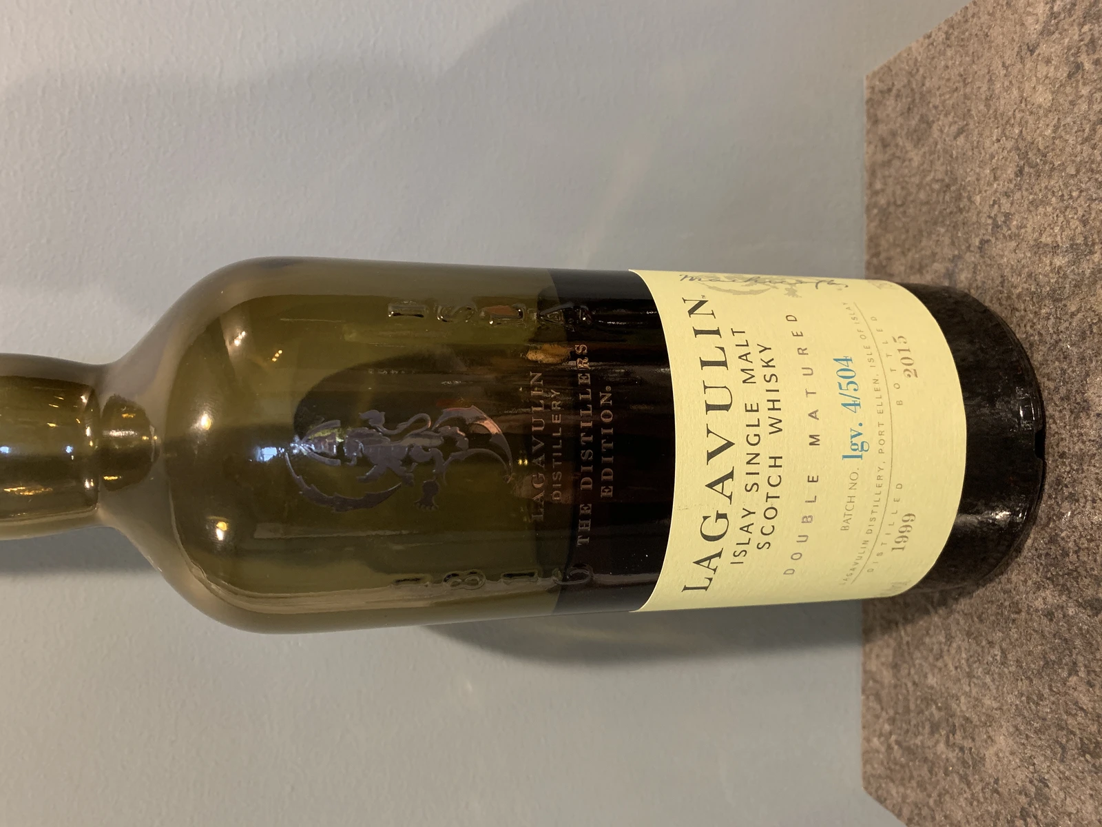 Lagavulin 1999 Distillers Edition (Bottled 2015)