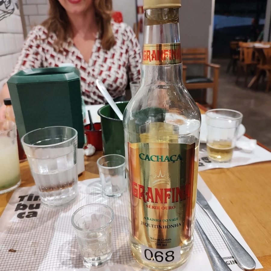 CACHAÇA GRANFINA OURO