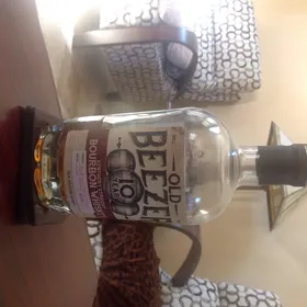 Old Beezer 10 Year Kentucky Straight Bourbon