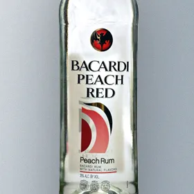 Bacardí Peach Red Rum