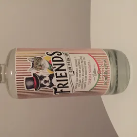 Friends Gin Premium Touriga Nacional Edition
