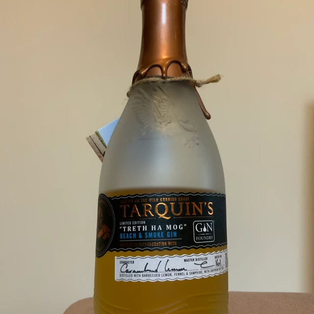 Tarquin's Beach & Smoke Gin