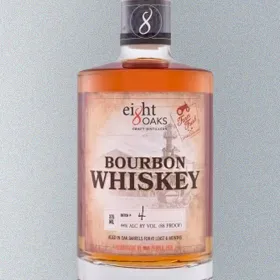 Eight Oaks Bourbon Whiskey