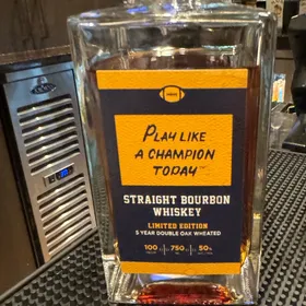 Play Like A Champion Straight Bourbon "Lou Holtz's 100 Victories"