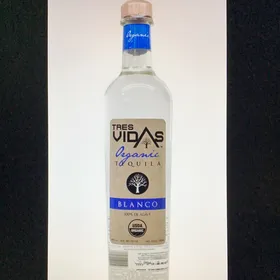 Tres Vidas Blanco